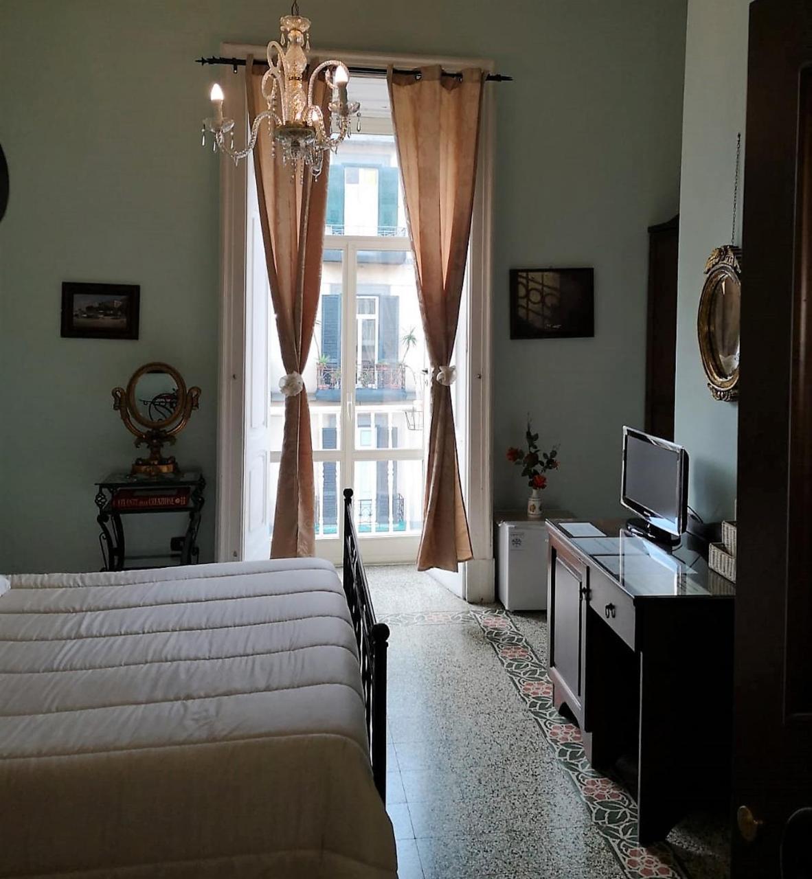 B&B Art Suite Principe Umberto Naples Exterior photo